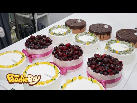 Видео: Как приготовить особенный торт из свежих фруктов и шоколадный торт