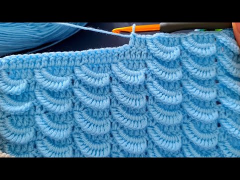 Видео: Этот узор — настоящее произведение искусства! Прекрасный узор для вязания крючком на зиму.