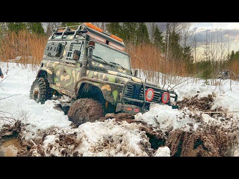 Видео: Мажоры на Land Rover Влипли по крупному Мужик на Ниве удивил бывалых джиперов