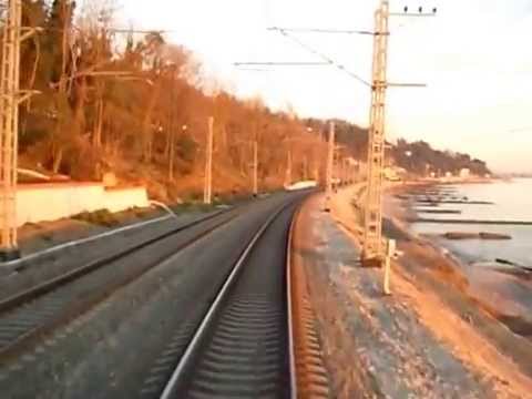 Видео: Экскурсия по железной дороге Сочи-Аэропорт в кабине машиниста