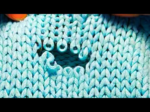 Видео: Как зашить дырку в свитере. Пособие для НОВИЧКОВ. How to sew a hole in a sweater.
