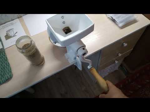 Видео: Мельница ручная