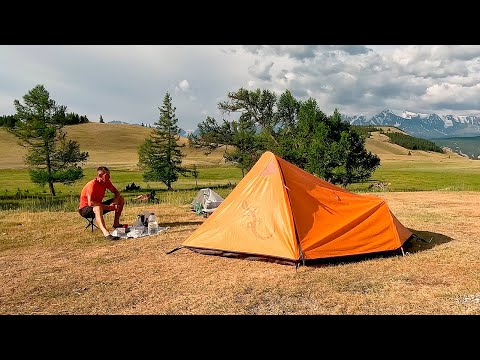 Видео: 18. Велопутешествие по Алтаю. Стоянка. Хорошие люди.