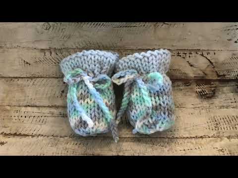 Видео: Варежки для малышей без царапин 0-3 и 3-6 месяцев ~ Addi, Sentro, Круговое вязание
