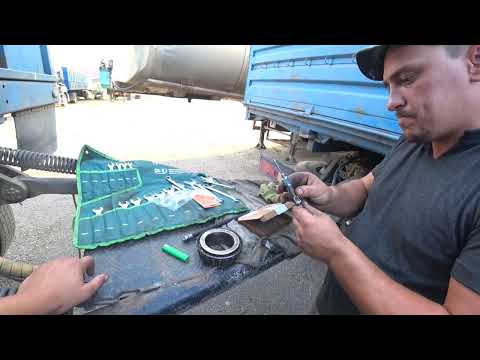 Видео: С Володей на ТО. Приобрел новую приблуду для шприца.