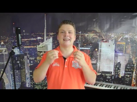 Видео: Онлайн пение - как петь гласные правильно