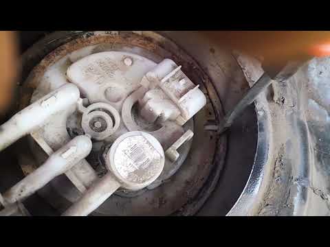 Видео: Замена бензонасоса BYD f3 2008 1.6