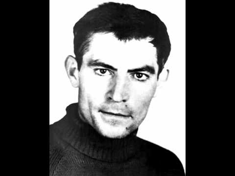 Видео: Живий голос Василя Стуса. "Осліпле листя відчувало яр..." (кінець 60-х рр.)