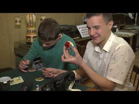 Видео: Полхов-майданская роспись_Хранители ремесел_Выпуск1