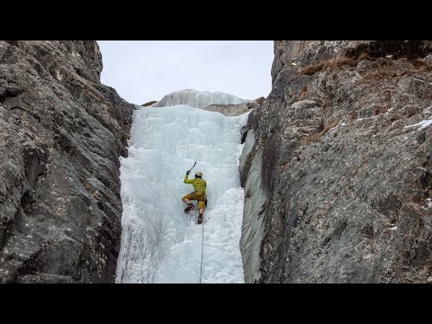 Видео: Ледолазание в Шаркыратме