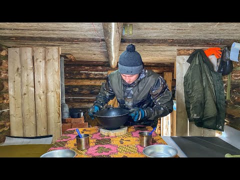 Видео: СДЕЛАЛИ ГАРДЕРОБ и СУШИЛКУ 2 в 1| РАБОТЫ ВНУТРИ ИЗБЫ | ЗАБИЛО ДЫМОХОД ПОСЛЕ ЗИМЫ | Оджахури в казане