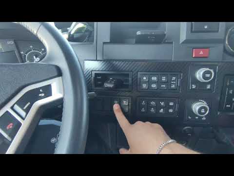 Видео: Renault T520 обзор в салоне