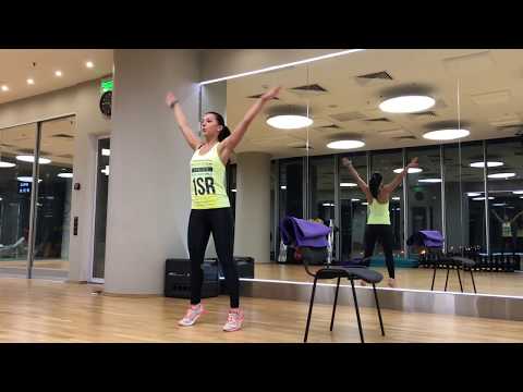 Видео: Упражнения для разминки при сидячей работе