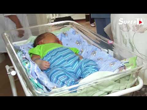 Видео: Бишкекте төрөлгөн 6 килограммдык бала. Мындай окуя 10 жыл мурун катталган