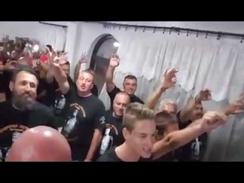 Видео: НЕШТО КЕ ТЕ ПРАШАМ БАБО-ПЕСНА ОД КОЈА СДСМ СЕ ОБИДЕ НАПРСАВИ СКАНДАЛ