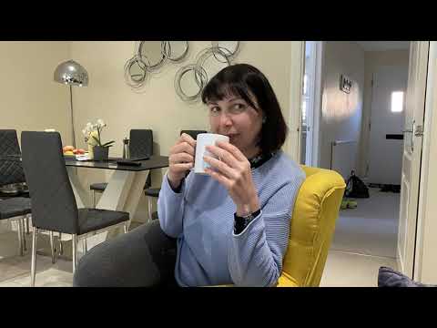 Видео: Vlog 96 - Рум тур английская рыбацкая хижина снаружи- внутри современный дом