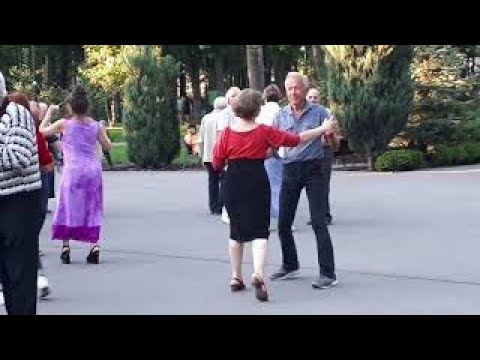 Видео: Я НЕ ЗНАЮ,ЧЕМ Я ЭТО ЗАСЛУЖИЛ