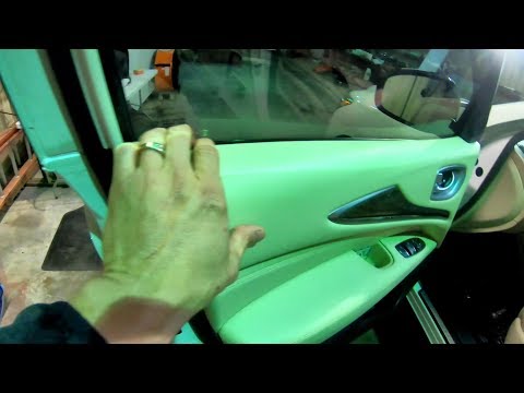 Видео: Как снять дверную панель на Infiniti QX60