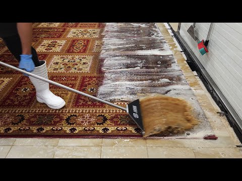 Видео: СЛОЖНО ПОВЕРИТЬ! ЧТО СКРЫВАЕТСЯ В ЭТОМ 40-ЛЕТНЕМ ДЕРЕВЕНСКОМ КОВРЕ