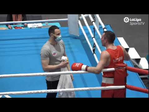 Видео: T.Tamasausk (LTV) vs Василий Левит 1/2 МТ по боксу Испания 2021