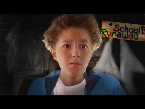 Видео: НАШЕЛ ШКАФ С С ПРИЗРАКАМИ В SCHOOLBOY RUNAWAY В МАЙНКРАФТ!