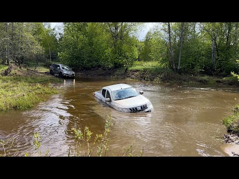 Видео: Не рассчитали глубину и утопили Mitsubishi L200. Tank 300, Oting Paladin, Nissan Patrol, УАЗ и др.