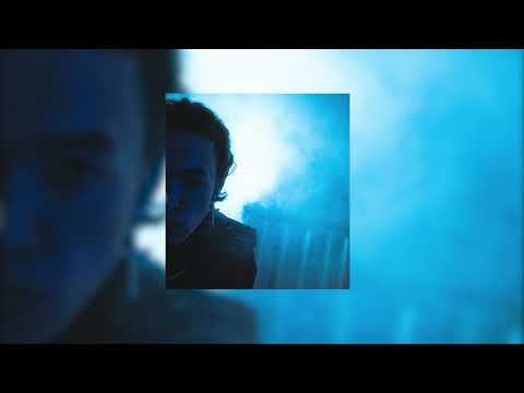 Видео: Nineteen95 ft. Missu - Кристалл (Slowed & Reverb)