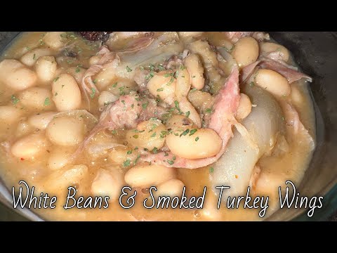 Видео: Фасоль Great Northern с луком и копчеными крылышками индейки