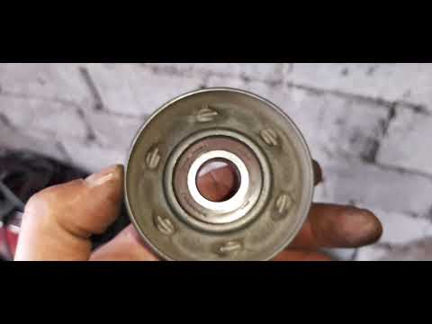 Видео: Замена ремня генератора и ролика Volkswagen tdi