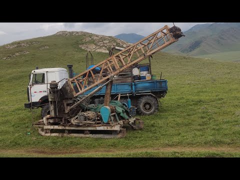 Видео: Бийик тоонун чокусуна жол салып, кен байлык издешип...