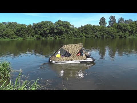 Видео: Спуск на воду лодки Ривьера 3200 с мотором Таrpon 9.9. Обкатка.