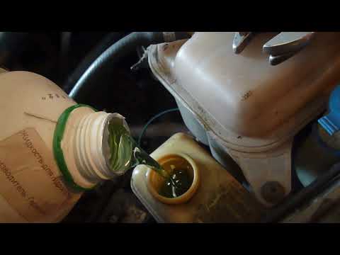 Видео: Замена шланга ГУР Ауди 80 Б4