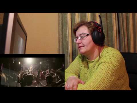Видео: РЕАКЦИЯ МАМЫ НА [ Johnyboy - Моя комната пуста]