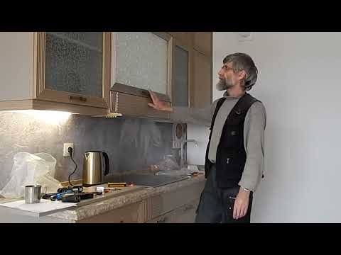 Видео: Косяки фабрики - Доработка декоративного элемента кухонного гарнитура