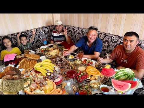 Видео: КАК ПРАЗДНУЮТ В КАЗАХСТАНЕ РАМАЗАН АЙТ, ХОДИМ В ГОСТИ, МНОГО ЕДЫ