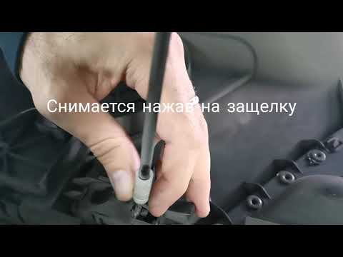 Видео: Как разобрать дверь Range Rover Freelander 2 снятие обшивок