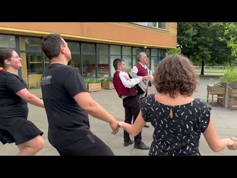 Видео: БАНСКИ СТАРЧЕТА във Варшава