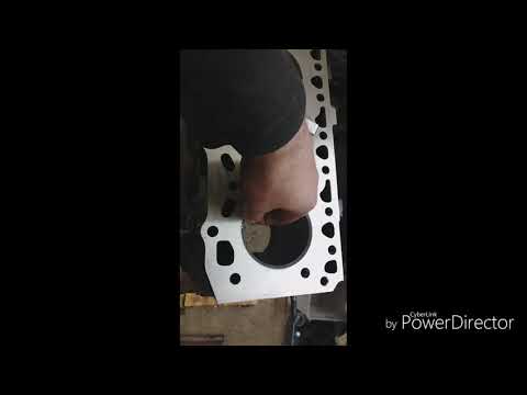 Видео: Ивека Сборка ДВС.2.8 ТДИ.