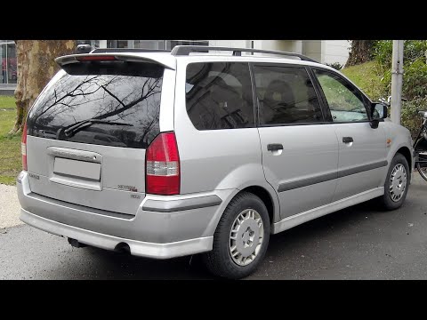 Видео: Mitsubishi Space Wagon 3  eva коврики в салон и багажник evabel.ru 8800-222-48-45