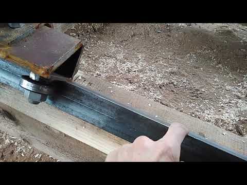 Видео: Важные мелочи при установке ленточный пилорамы на рельсы....