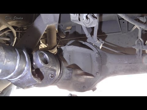 Видео: Замена крестовины Chevrolet Niva