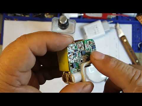 Видео: Зарядное устройство для телефона Apple . Ремонт блока питания.