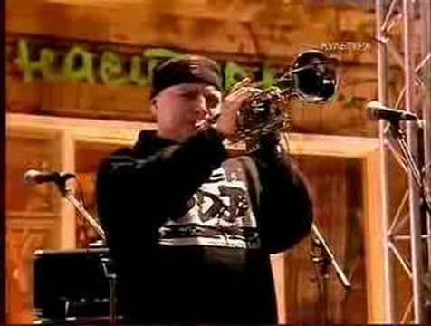 Видео: ДДТ и Юрий Шевчук- Курск (Капитан Колесников)