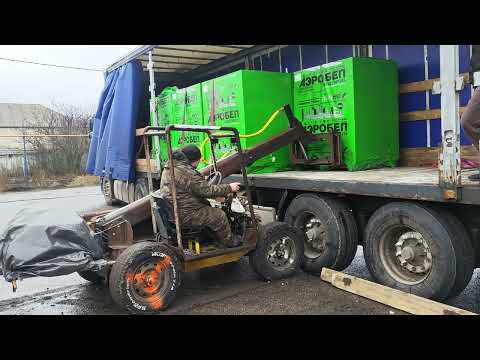 Видео: Новый самодельный телескопический погрузчик, дизельный, поллет весит более 1400 кг.