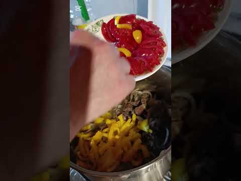 Видео: Армянское блюдо Тжвжик