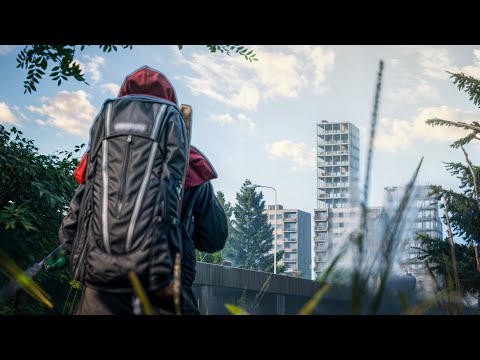 Видео: Играю в компьютерную игру DayZ