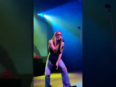 Видео: Mary Gu - Не перегори (концерт 2022)