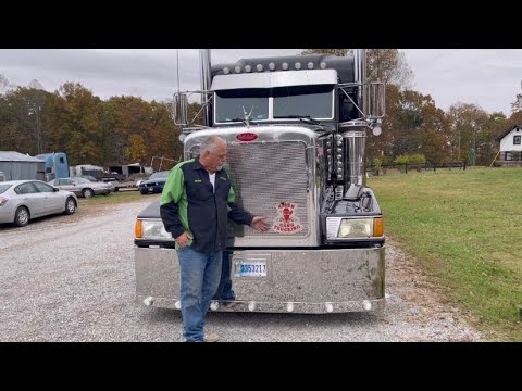Видео: Прекрасный Peterbilt 377, полный обзор!