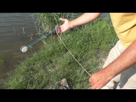 Видео: Рыбалка. Как забросить "резинку" с кормушкой? Ловля на "резинку". My fishing.