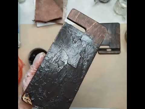 Видео: Мастер-класс "Имитация кожи на примере подставки для телефона"